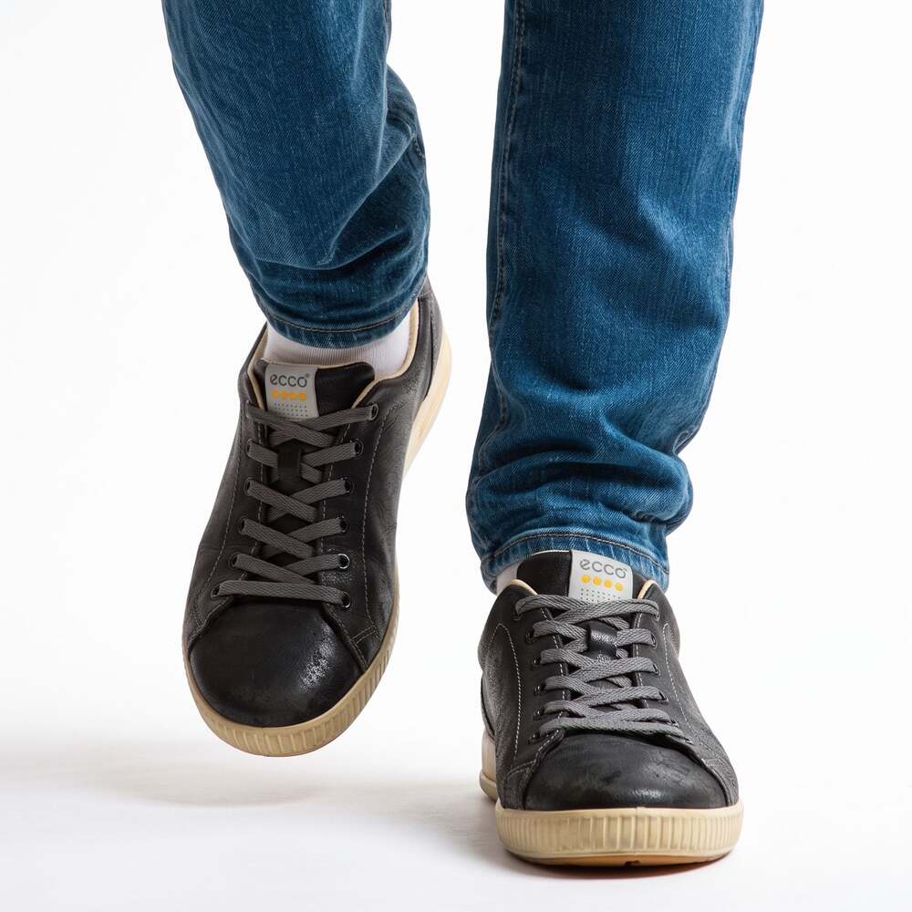 ECCO Street Retro Leather Lace-Up Sneakers Black